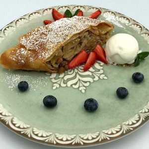 ШТРУДЕЛЬ З ЯБЛУКАМИ