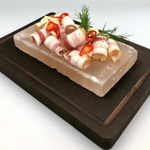 САЛО НА СОЛЯНОМУ КАМЕНІ